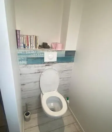 Avec Piscine Entre Terre Et *