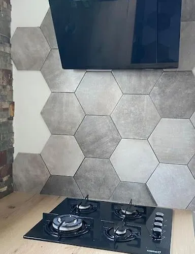 Avec Piscine Entre Terre Et Villa